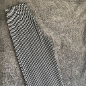 Wide Leg Houndstooth Pants